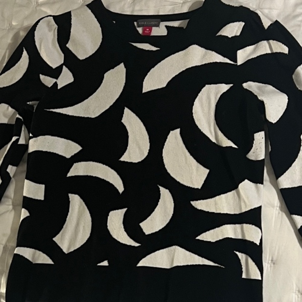 Vince Camuto Black and White Crew Neck Sweater